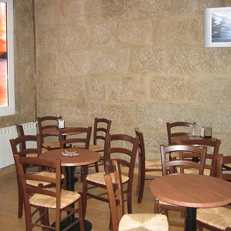 Отель Nautico Виго