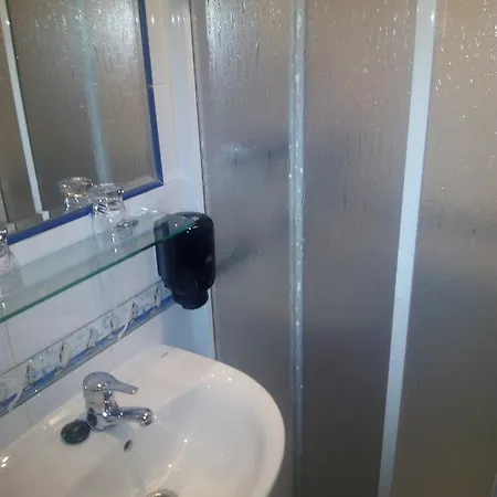 Отель Nautico Виго